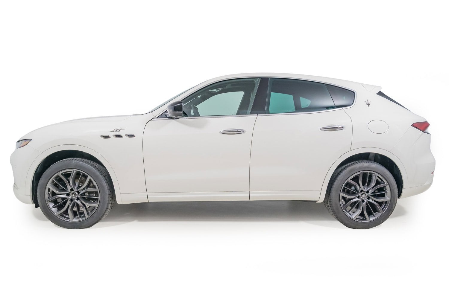 GT Ultima AWD