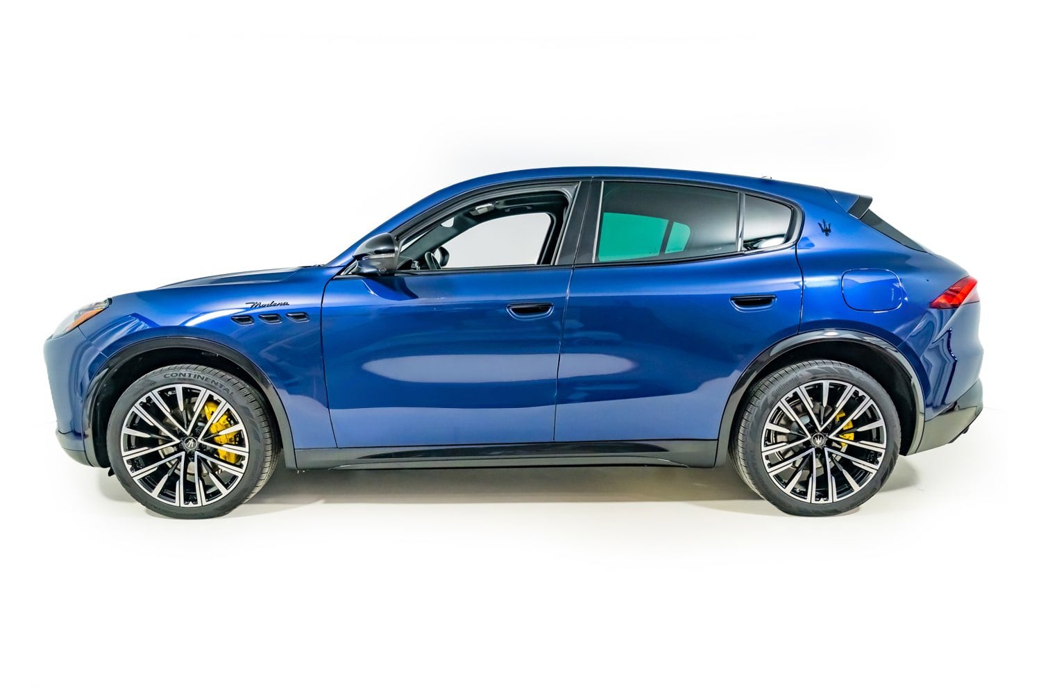 Modena AWD